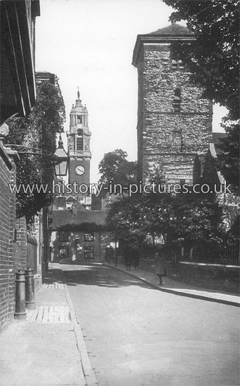 Trinty Church and Tower, Trinity Street, Colchester,1915